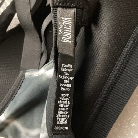 Victoria Secret maximum support sports bra Size 32C - Picture 6 of 6